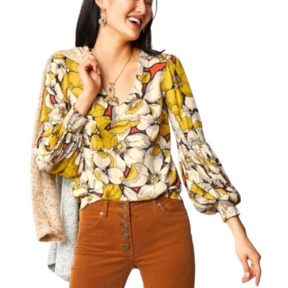 CAbi Sequel Size M Floral Career Casual Flowy Blouse Style 3954
